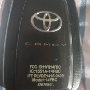 I am selling my 2018 Toyota Camry keypad